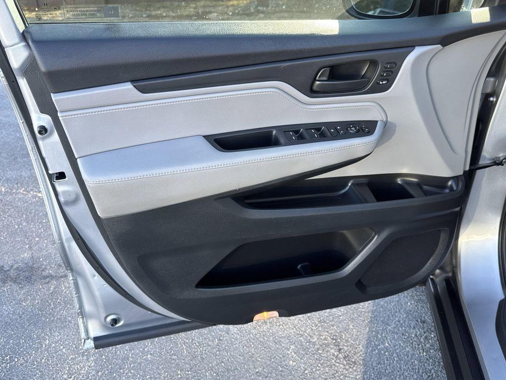 used 2018 Honda Odyssey car, priced at $18,165