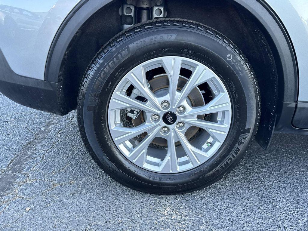 used 2023 Ford Escape car, priced at $21,291