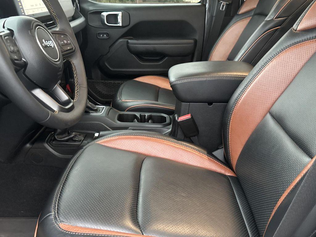 used 2024 Jeep Gladiator car, priced at $43,442