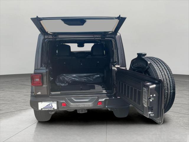 new 2025 Jeep Wrangler car, priced at $54,976