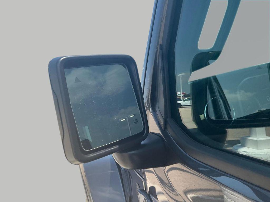 new 2025 Jeep Wrangler car, priced at $56,234