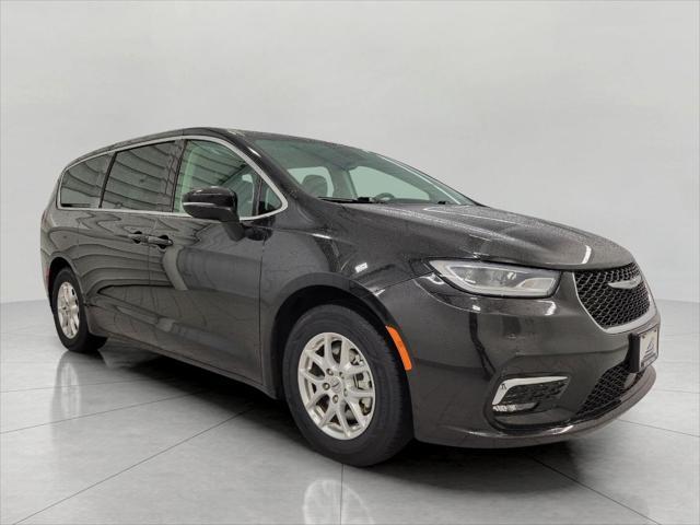 used 2023 Chrysler Pacifica car, priced at $25,735