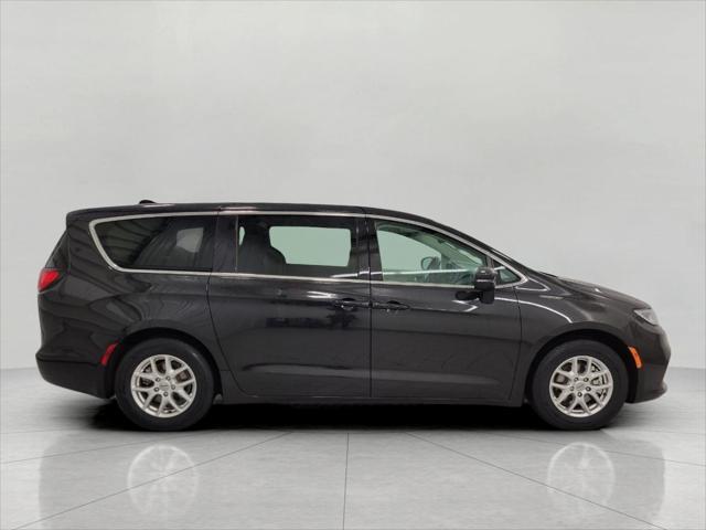 used 2023 Chrysler Pacifica car, priced at $25,735