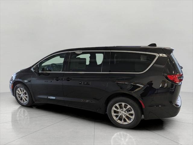 new 2025 Chrysler Pacifica car, priced at $44,891