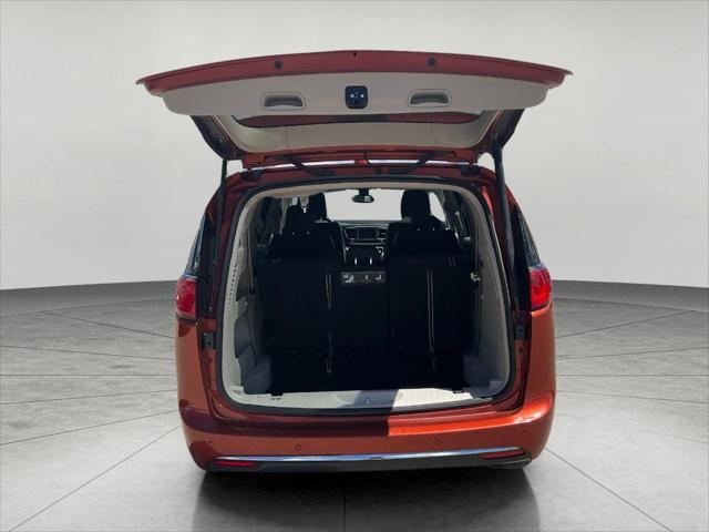 used 2018 Chrysler Pacifica car, priced at $12,918