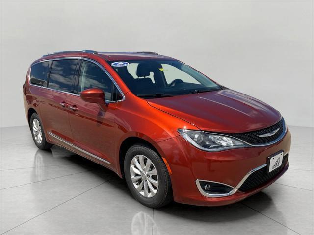 used 2018 Chrysler Pacifica car, priced at $12,918
