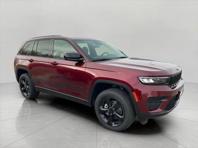 new 2025 Jeep Grand Cherokee car, priced at $43,003