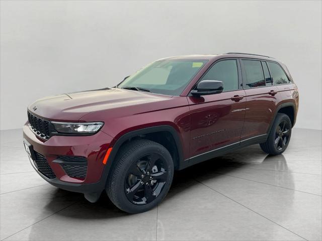 new 2025 Jeep Grand Cherokee car, priced at $43,003