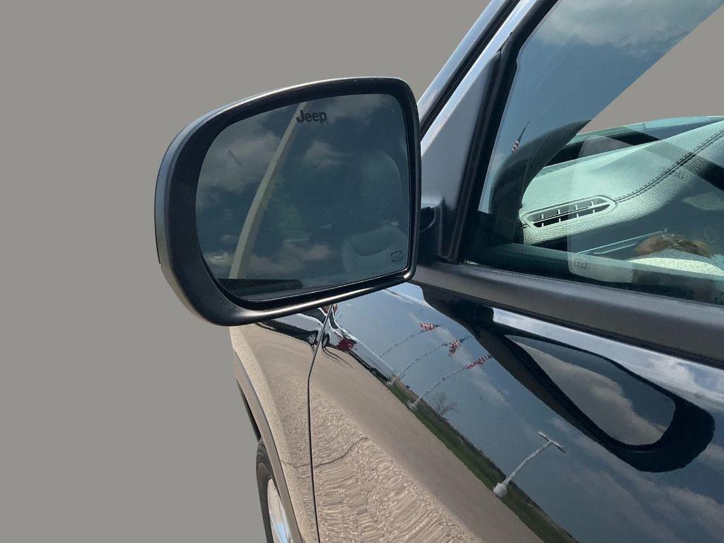 new 2025 Jeep Compass car, priced at $28,541