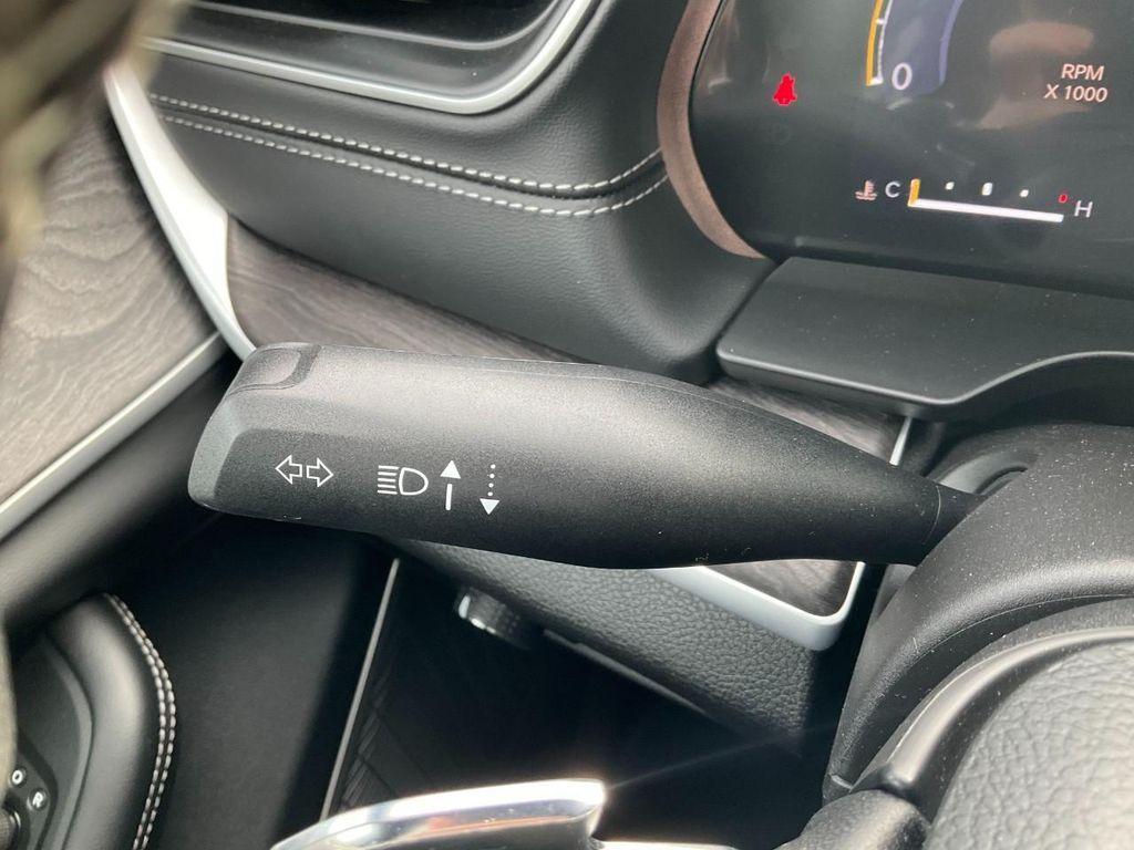 new 2025 Jeep Grand Cherokee L car, priced at $50,915