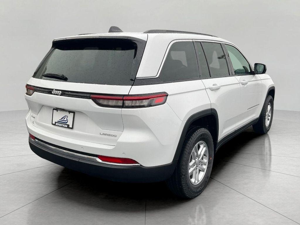 new 2025 Jeep Grand Cherokee car, priced at $38,831