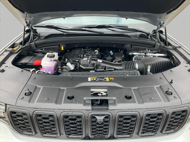 new 2025 Jeep Grand Cherokee L car, priced at $55,381