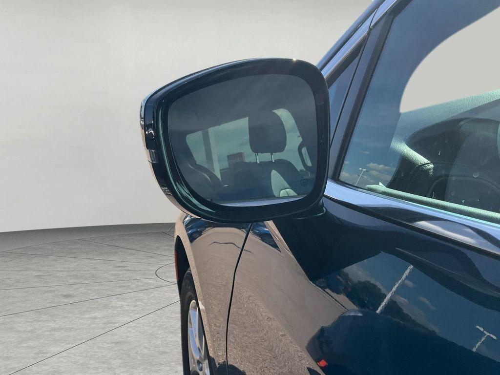 new 2025 Chrysler Pacifica car, priced at $40,674