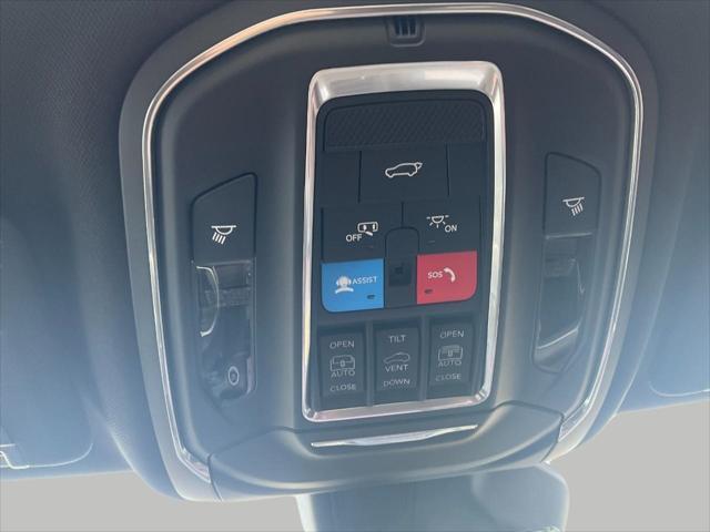 new 2025 Jeep Grand Cherokee car, priced at $51,103