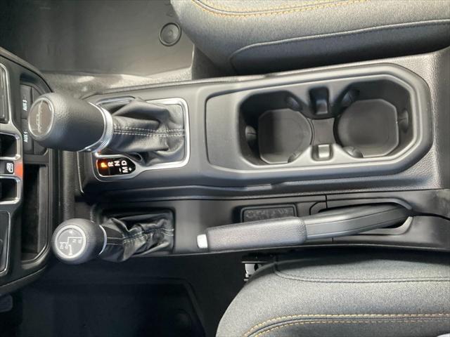 new 2025 Jeep Gladiator car, priced at $48,061