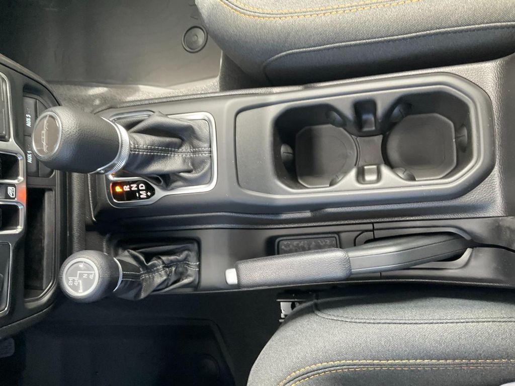 new 2025 Jeep Gladiator car, priced at $45,565