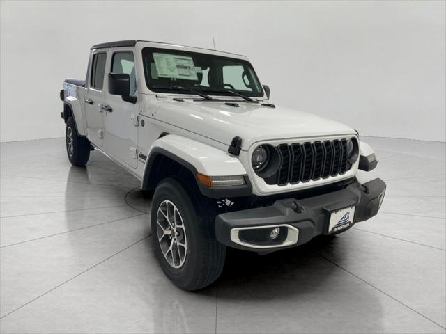 new 2024 Jeep Gladiator car, priced at $48,655