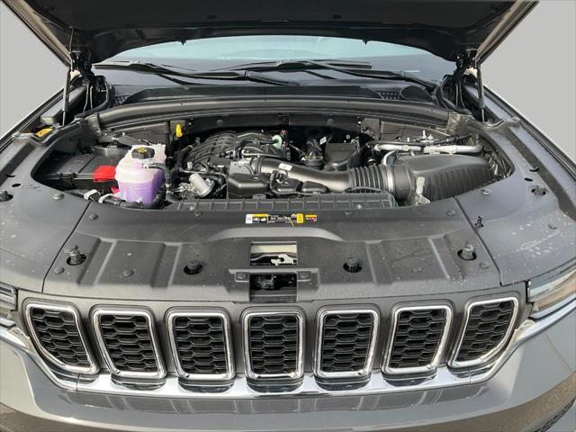 new 2025 Jeep Grand Cherokee car, priced at $40,672