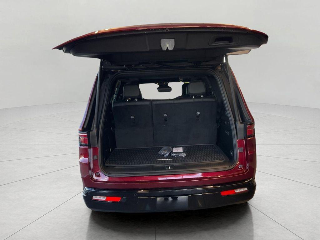 new 2025 Jeep Wagoneer car, priced at $69,643