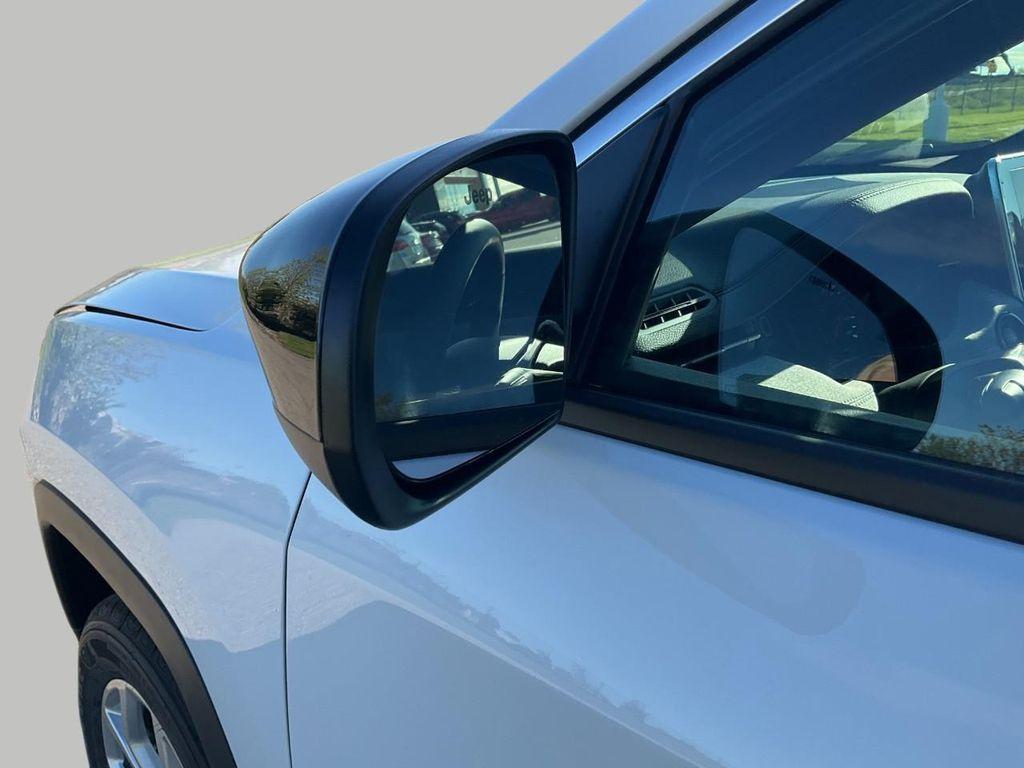 new 2025 Jeep Compass car, priced at $26,502