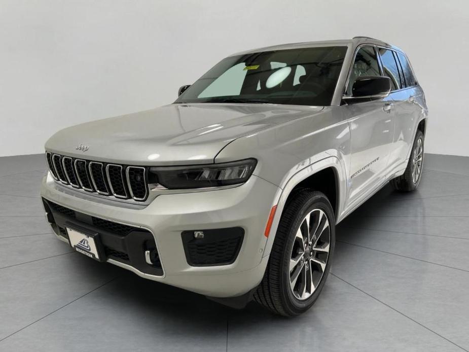 new 2024 Jeep Grand Cherokee car, priced at $56,645