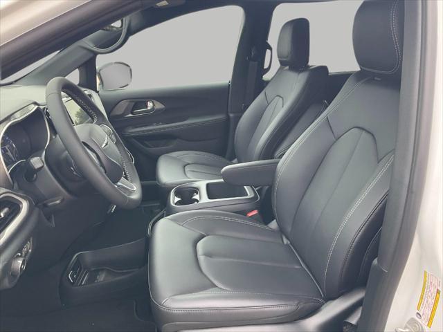 new 2025 Chrysler Pacifica car, priced at $42,690