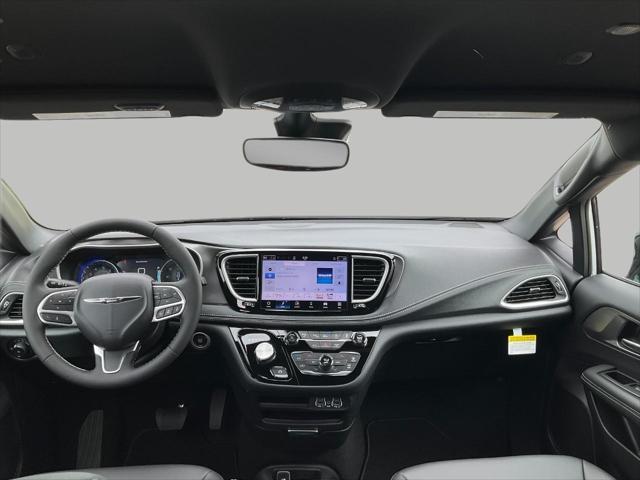 new 2025 Chrysler Pacifica car, priced at $42,690