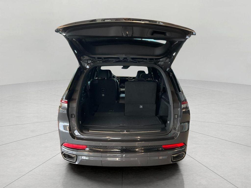 new 2025 Jeep Grand Cherokee L car, priced at $63,431