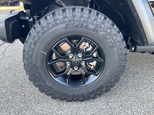 new 2025 Jeep Wrangler car, priced at $50,147