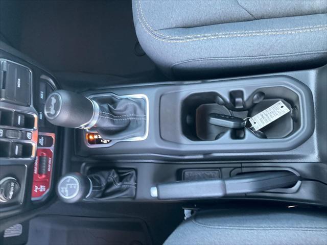 new 2025 Jeep Wrangler car, priced at $50,147