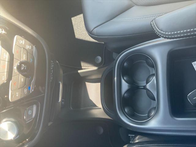 new 2025 Chrysler Pacifica car, priced at $45,753