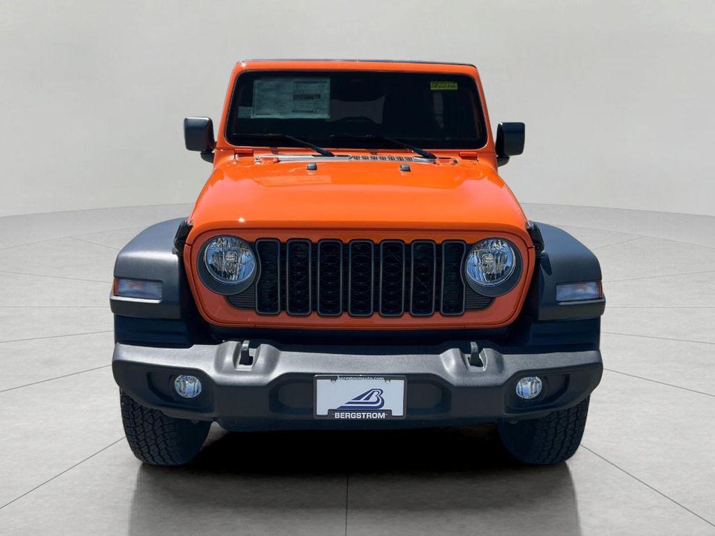 new 2025 Jeep Wrangler car, priced at $45,115
