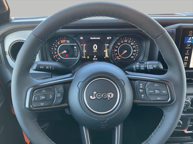 new 2025 Jeep Wrangler car, priced at $48,070