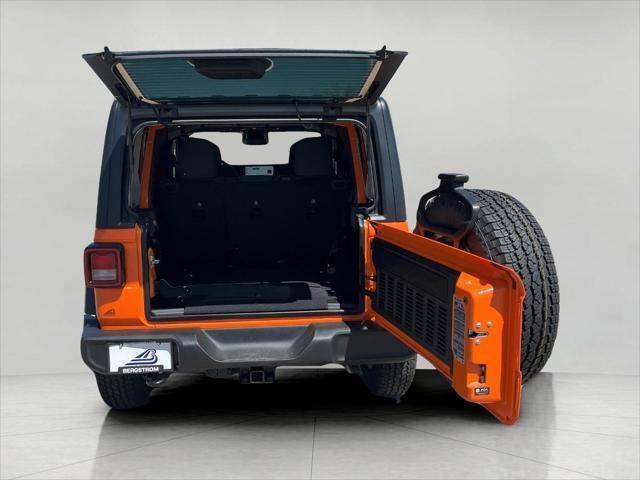 new 2025 Jeep Wrangler car, priced at $48,070