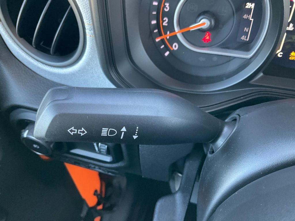 new 2025 Jeep Wrangler car, priced at $45,115