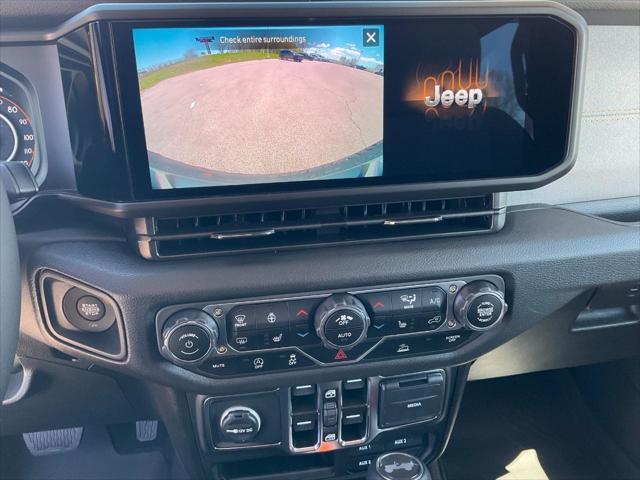 new 2025 Jeep Wrangler car, priced at $48,070