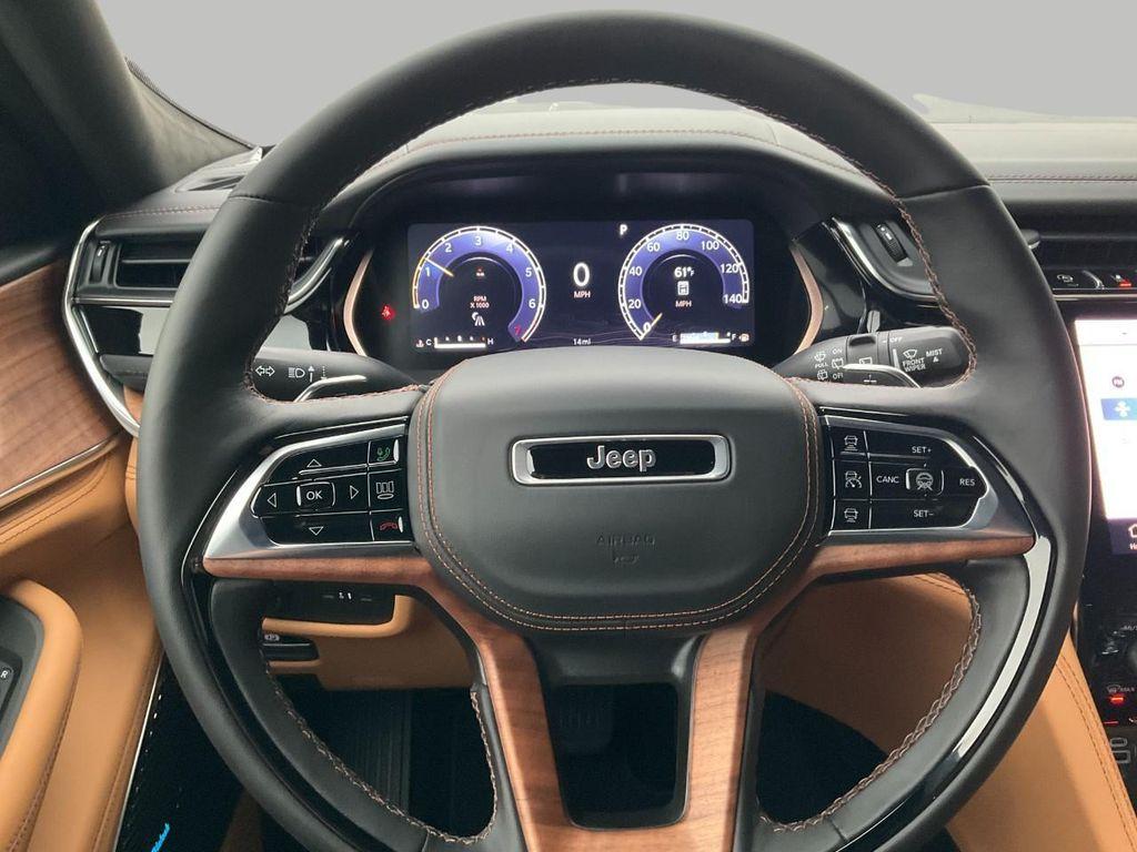 new 2025 Jeep Grand Cherokee car, priced at $64,131