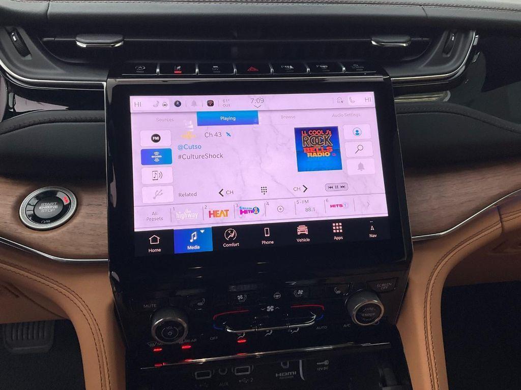 new 2025 Jeep Grand Cherokee car, priced at $64,131