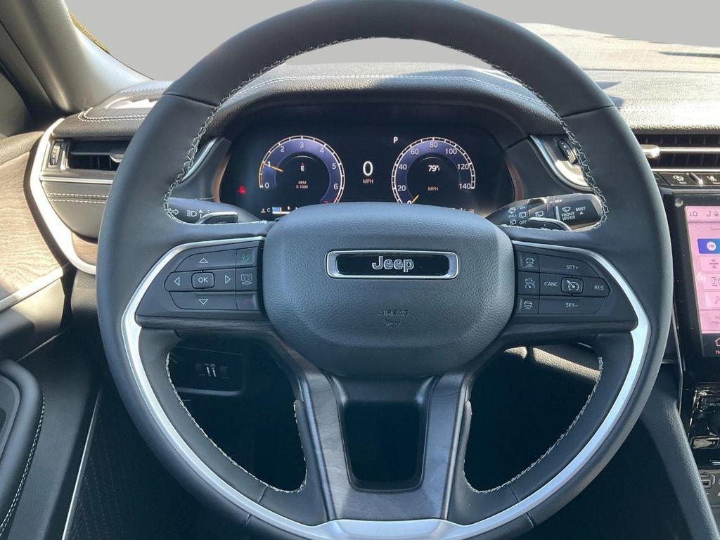 new 2025 Jeep Grand Cherokee car, priced at $52,451