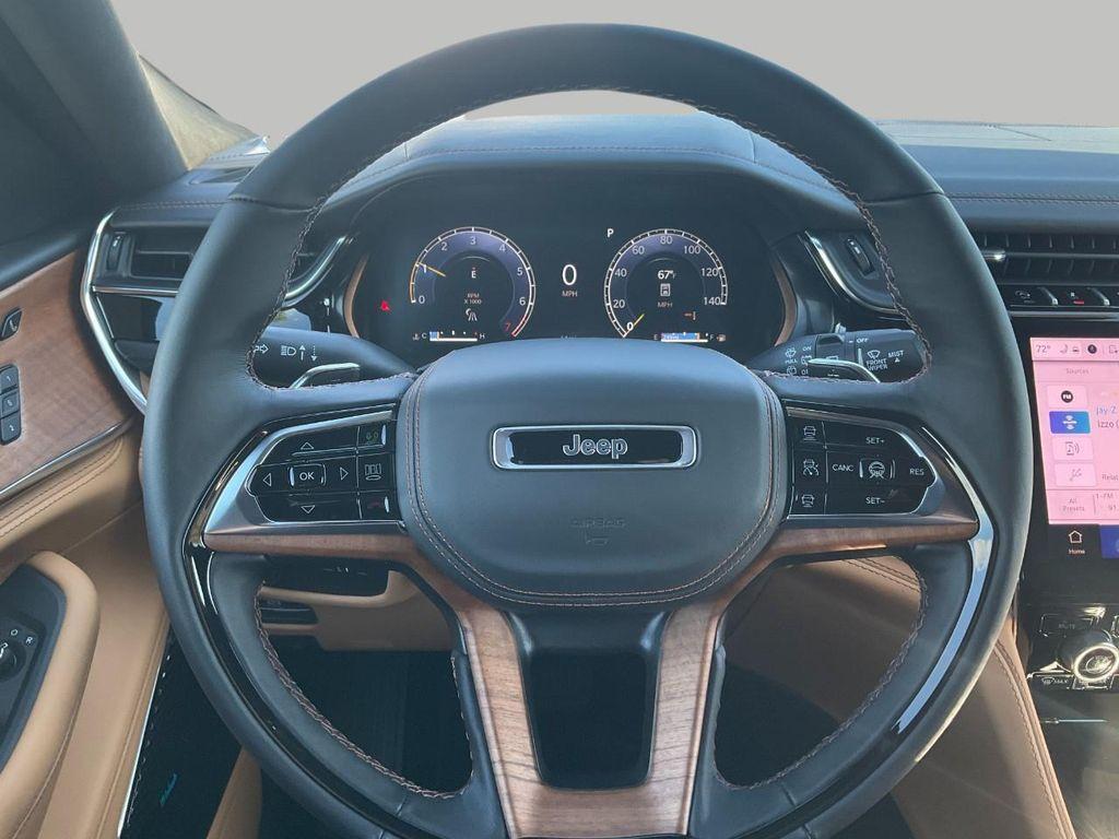 new 2025 Jeep Grand Cherokee car, priced at $63,421
