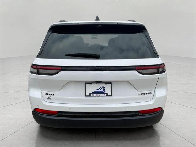 new 2025 Jeep Grand Cherokee car, priced at $49,163