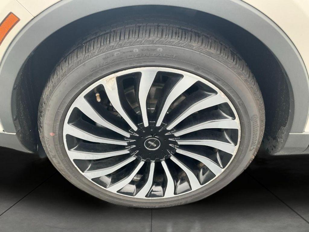 used 2019 Lincoln Nautilus car, priced at $20,889