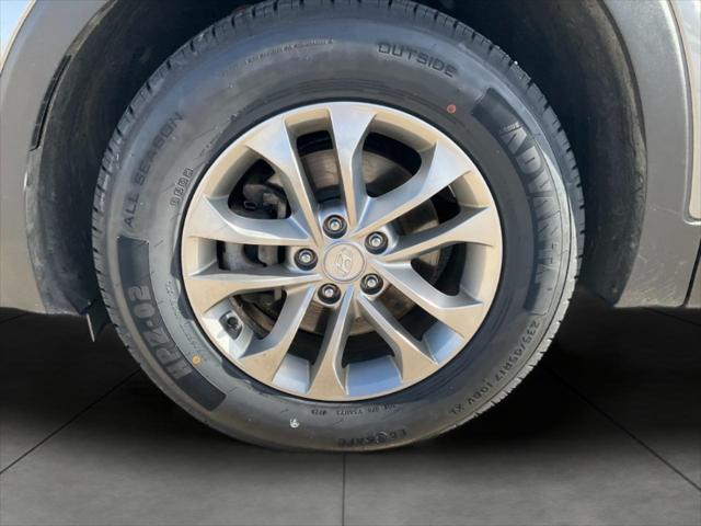 used 2019 Hyundai Santa Fe car, priced at $15,231