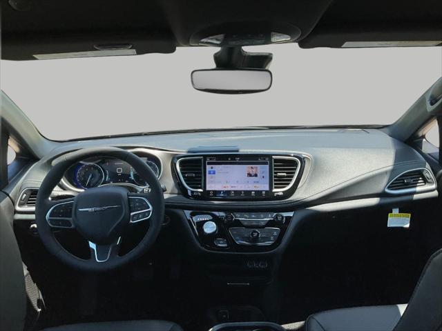 new 2025 Chrysler Pacifica car, priced at $43,113