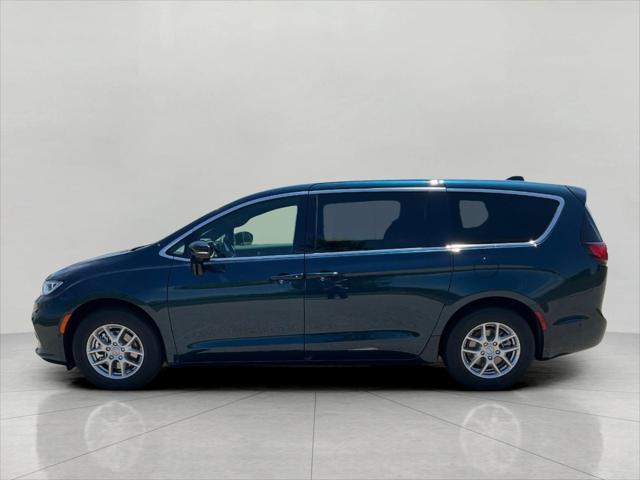 new 2025 Chrysler Pacifica car, priced at $43,113