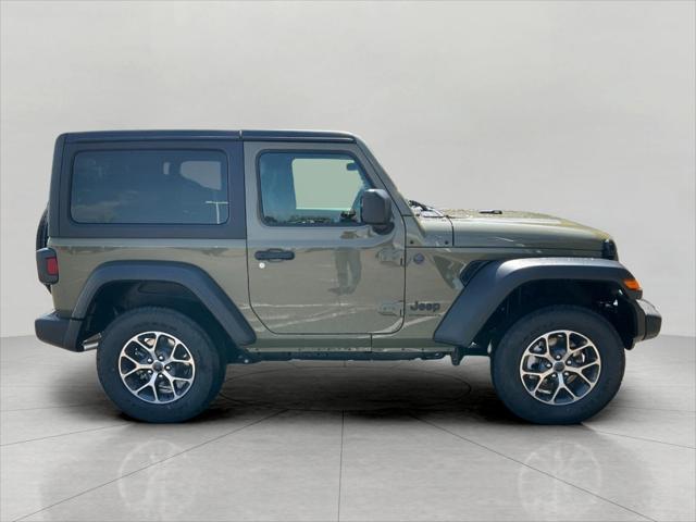 new 2025 Jeep Wrangler car, priced at $45,401