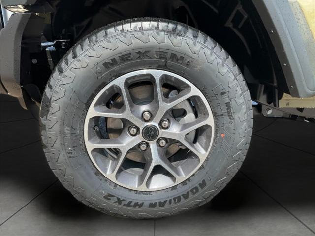 new 2025 Jeep Wrangler car, priced at $45,401