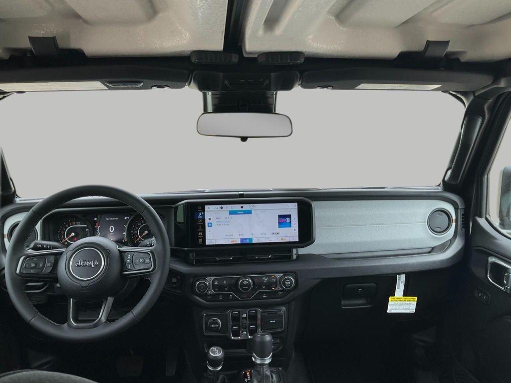 new 2025 Jeep Gladiator car, priced at $46,035