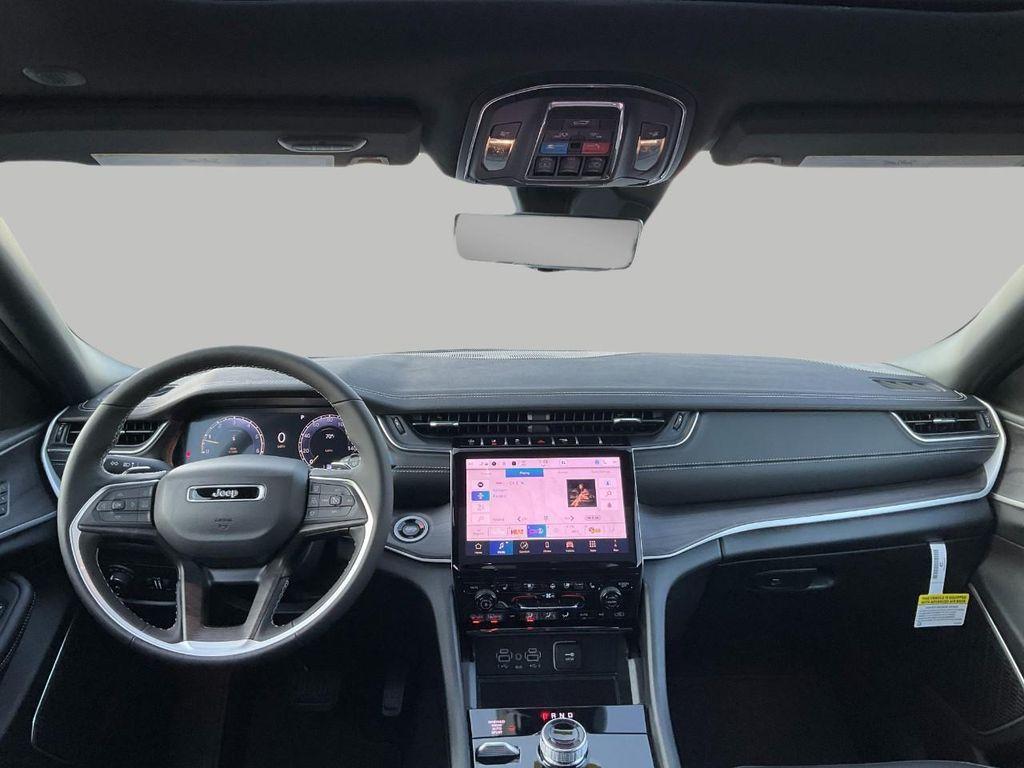 new 2025 Jeep Grand Cherokee car, priced at $51,921