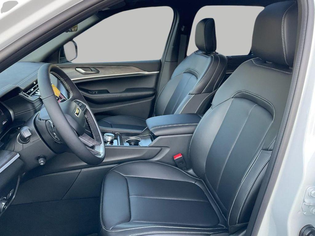 new 2025 Jeep Grand Cherokee car, priced at $51,921